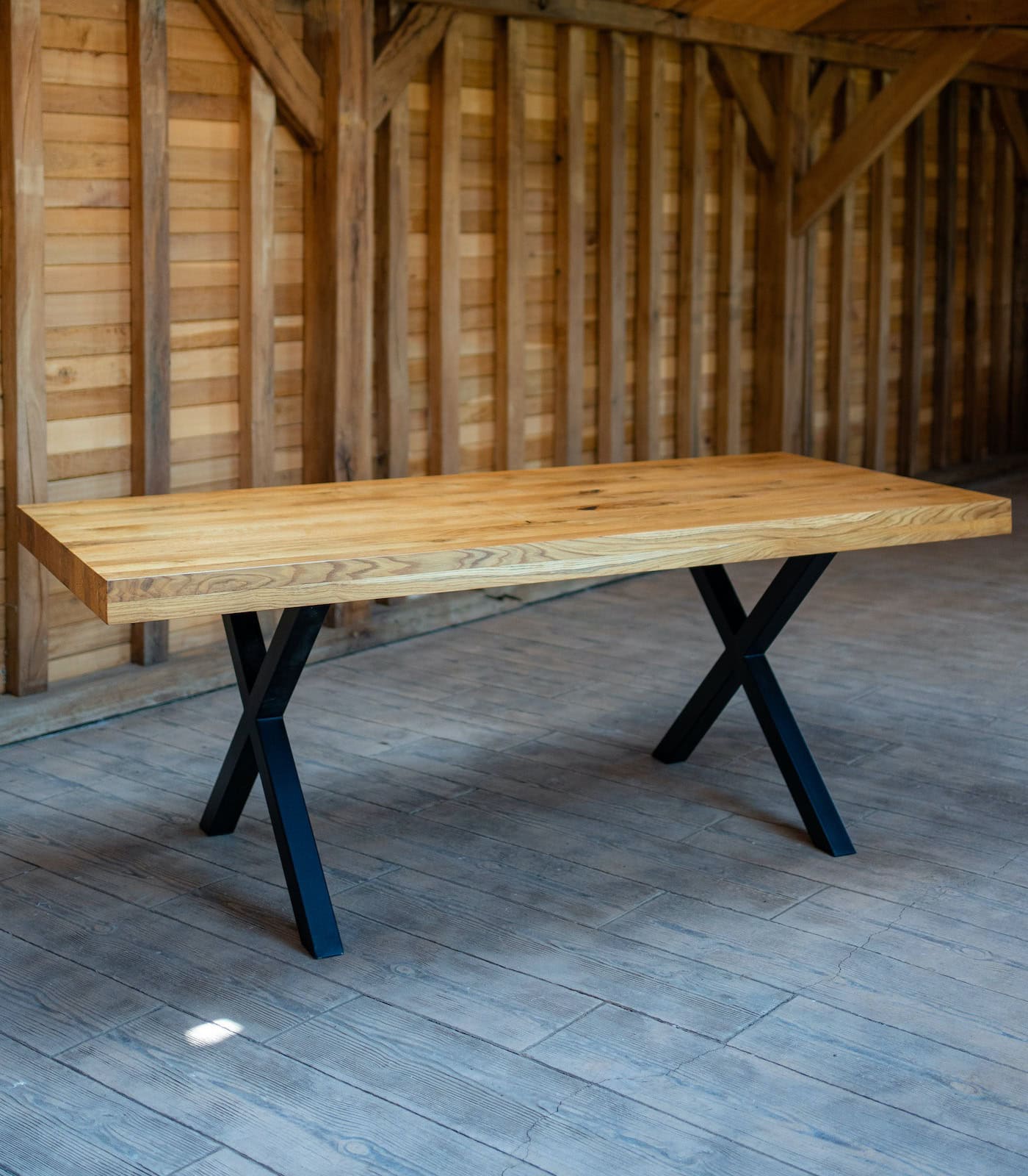 masa-stejar-2-picioare Masă stejar cu margini drepte -200x90cm - imagine 1