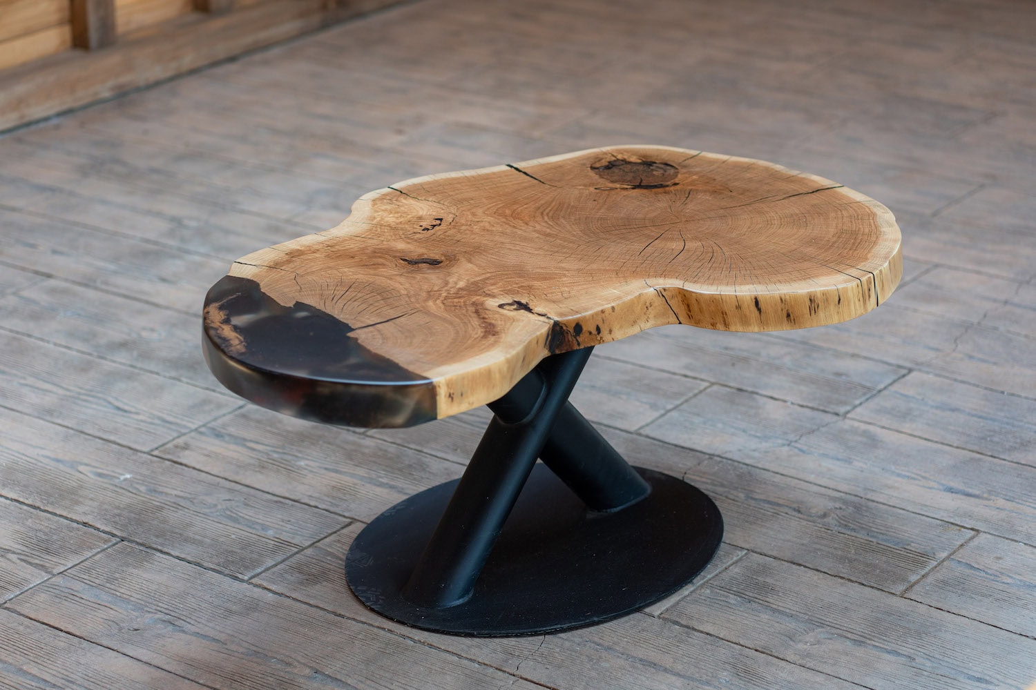 masa-cafea-brown Măsuță cafea stejar cu inserție răsină - imagine 1