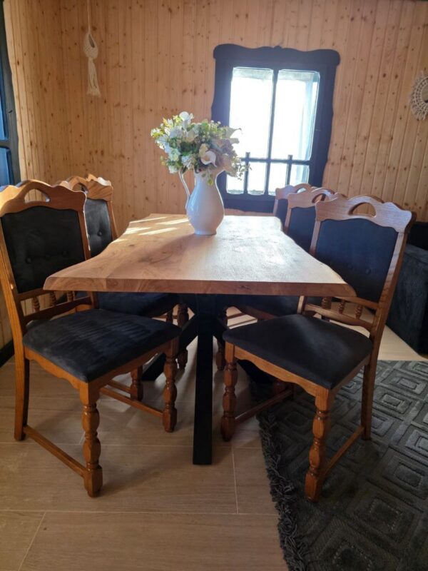 photo_5771424285133048849_y