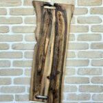 Platou XXL "River Flow" din nuc cu inserție de rășină - 85x28x2 cm