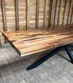 Masa Dining „Walnut Monolith 280” – nuc masiv, inserții rășină neagră - 280x100 cm - imagine 2